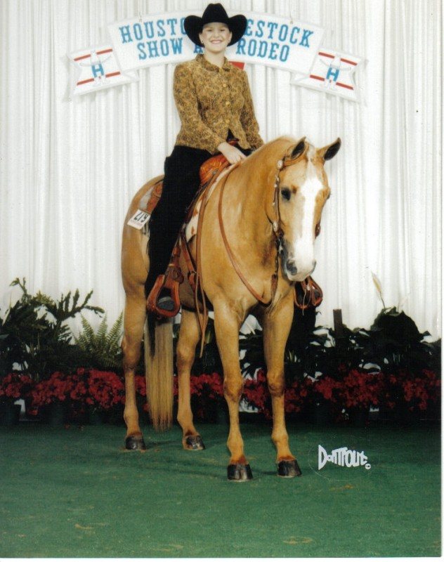 MISS GOLDY LEE